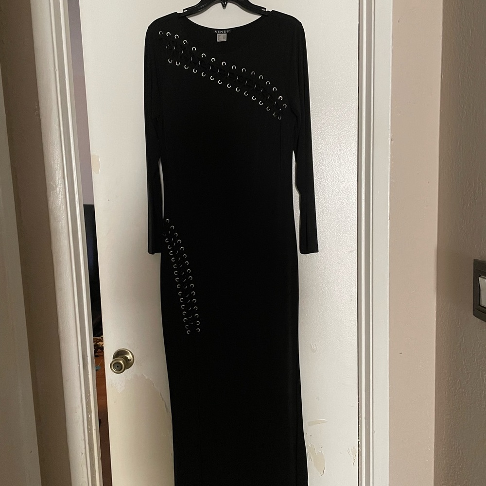 VENUS Black Maxi Dress with Grommet Detail